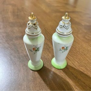 Vintage salt & pepper shakers
